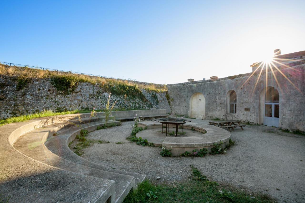 Résidence Pierre&Vacances Le Fort de la Rade Île dʼAix Esterno foto