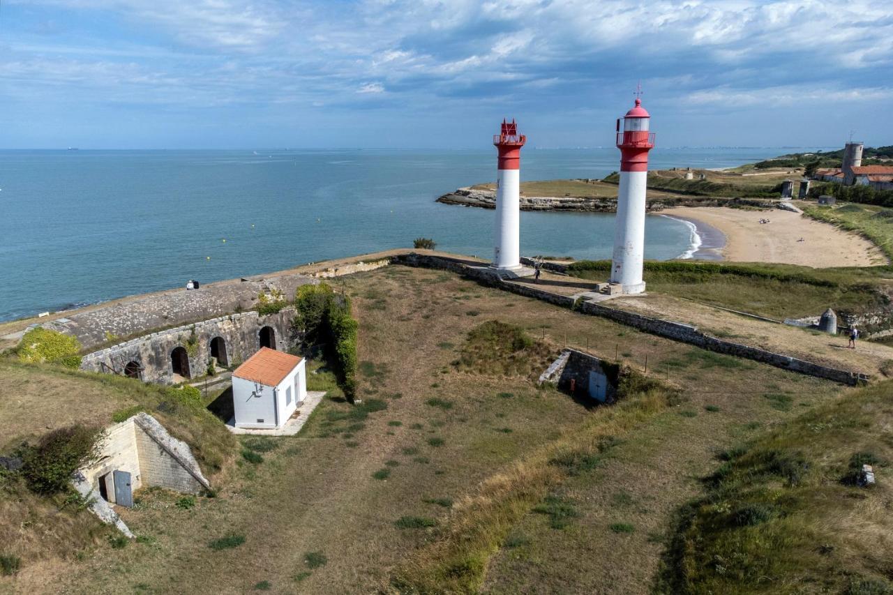 Résidence Pierre&Vacances Le Fort de la Rade Île dʼAix Esterno foto