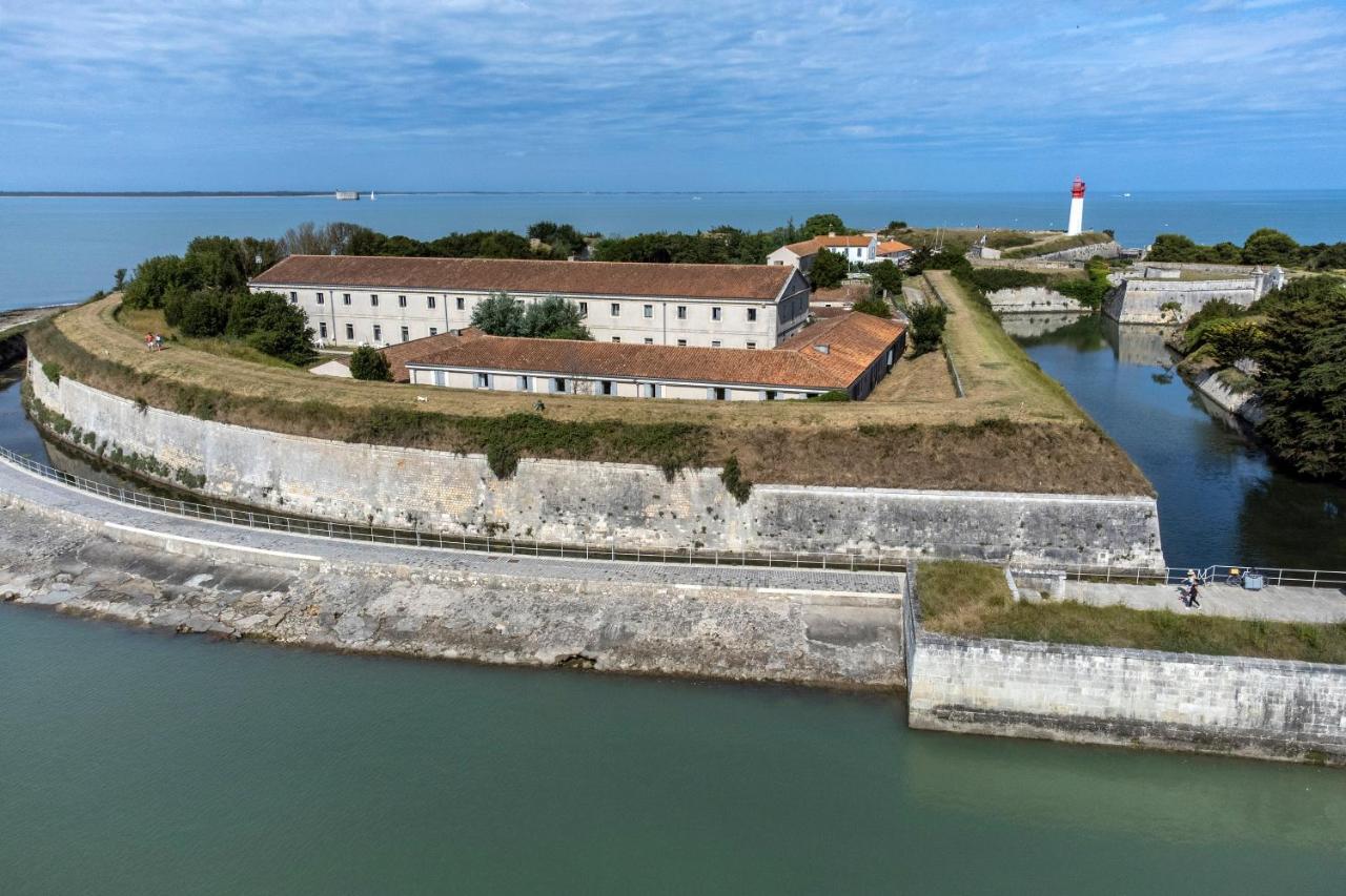 Résidence Pierre&Vacances Le Fort de la Rade Île dʼAix Esterno foto